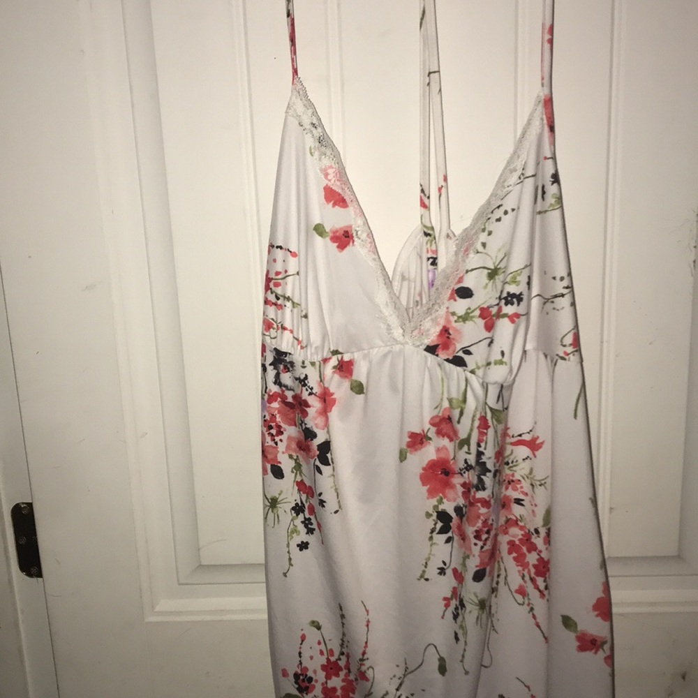 Night gown never worn